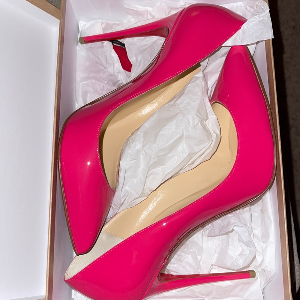 CHRISTIAN LOUBOUTIN